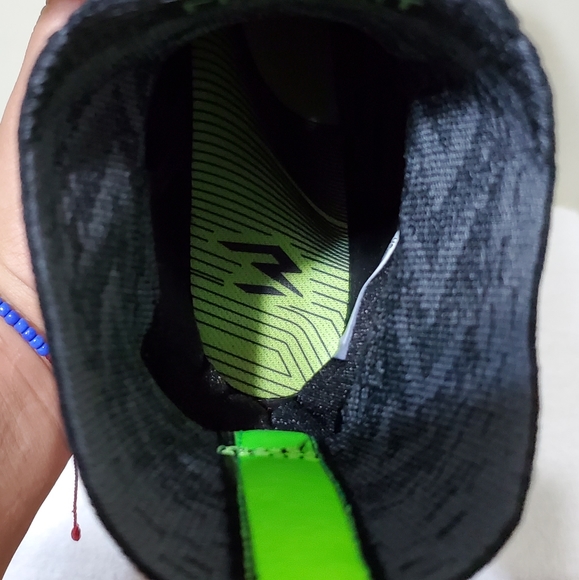 S O L D.....Nike Alpha Menace Elite 2 flyknit football cleat - Picture 11 of 15